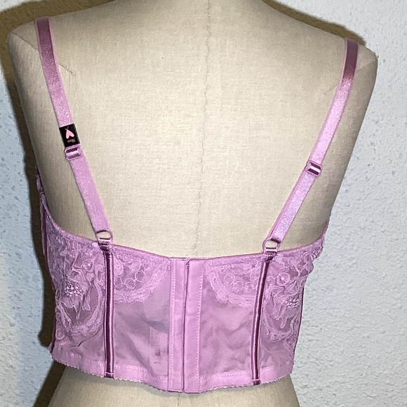 Victoria’s Secret padless wired bra size 38DD - Picture 3 of 12